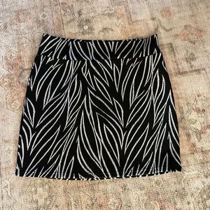Black and white print mini skirt